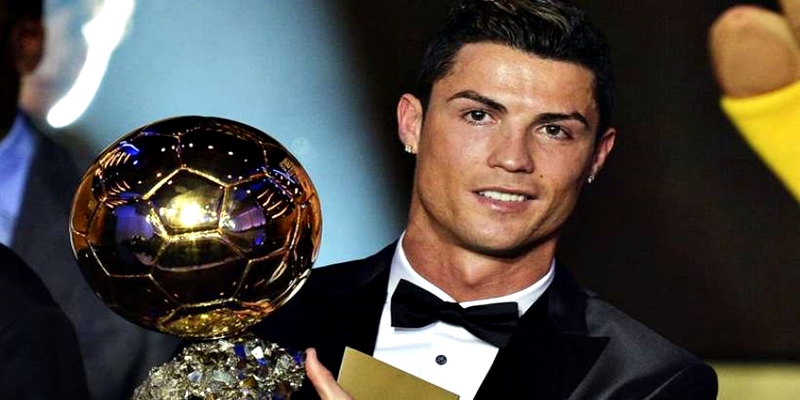 NOTICIAS | Cristiano Ronaldo consigue su quinto Balón de Oro