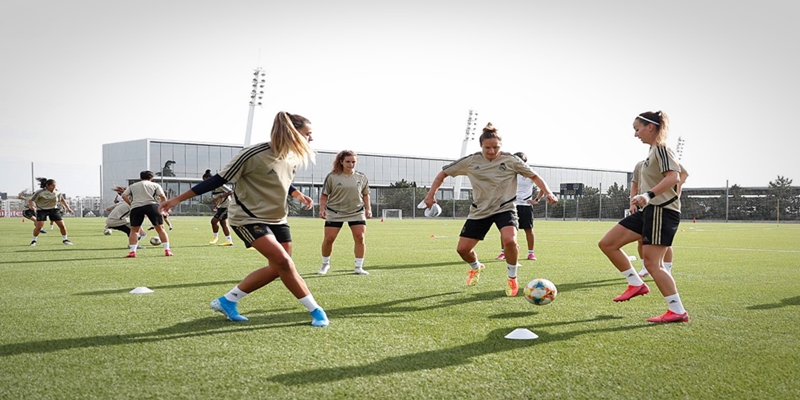VÍDEO | Primer dia de entrenamiento del Real Madrid Femenino